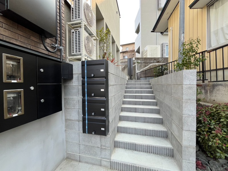 18/25 エントランス