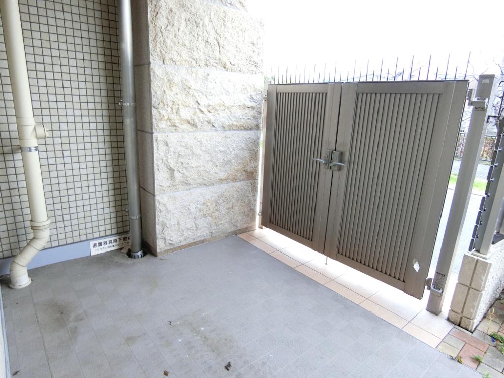 20/30 バルコニー