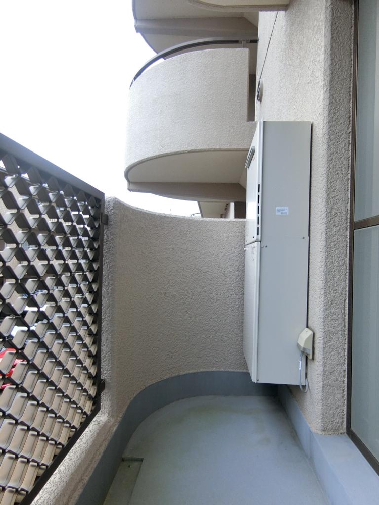 20/30 バルコニー