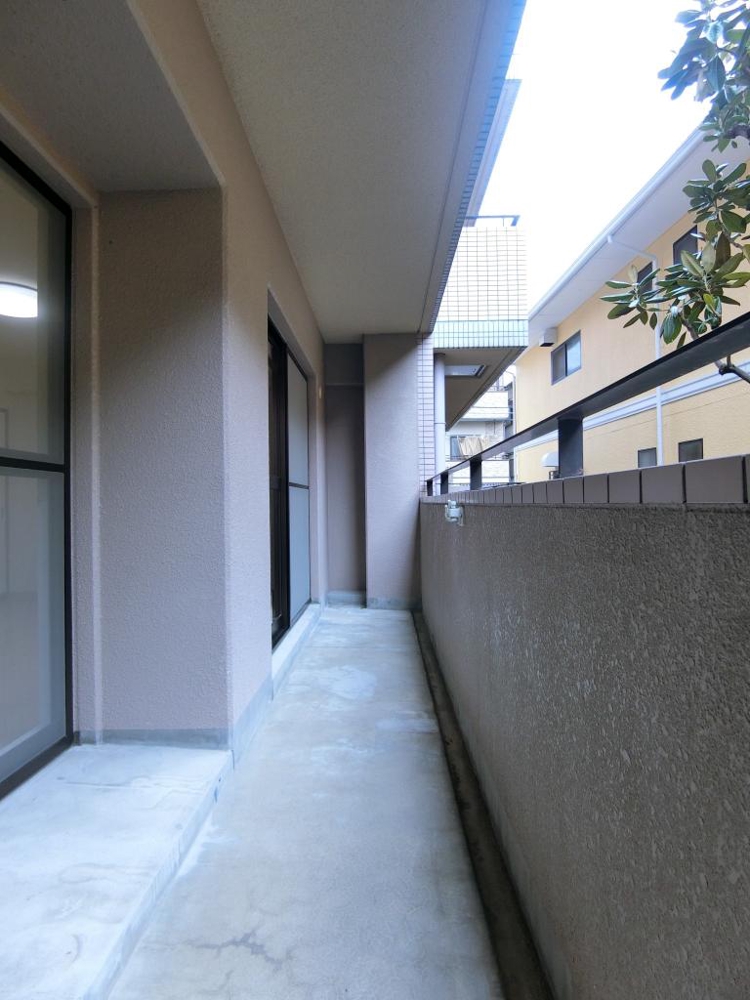 17/30 バルコニー