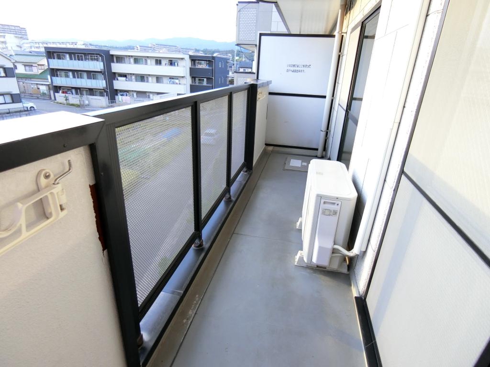 19/30 バルコニー