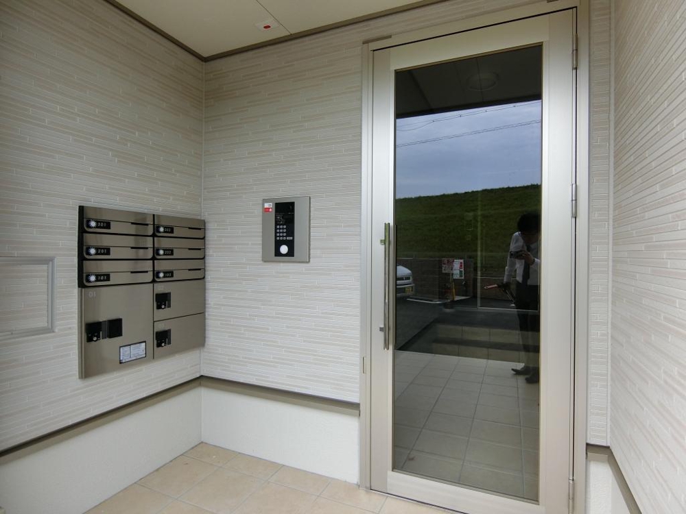 3/4 エントランス