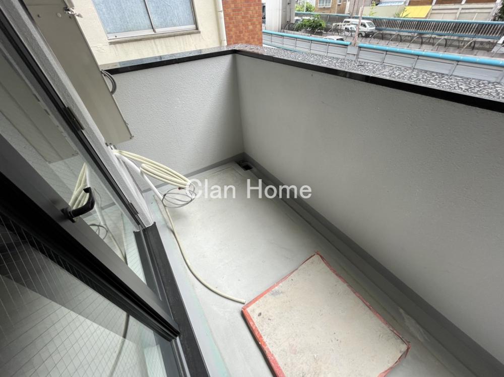 23/30 バルコニー