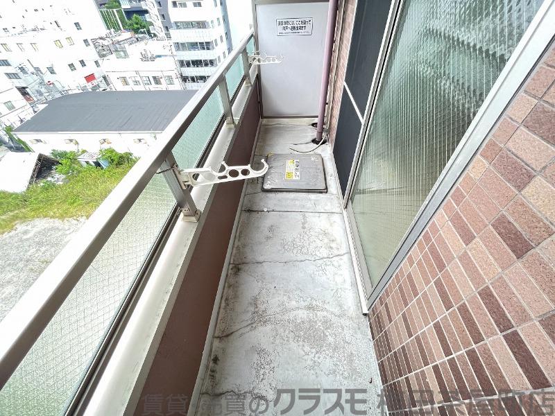 23/30 バルコニー