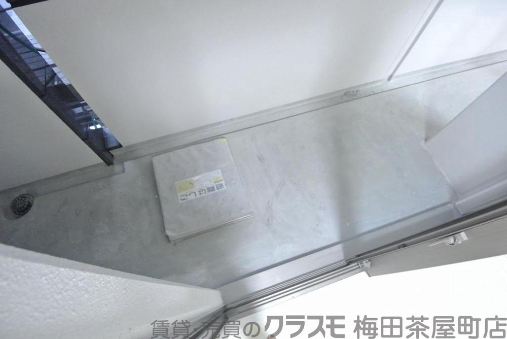 25/30 バルコニー