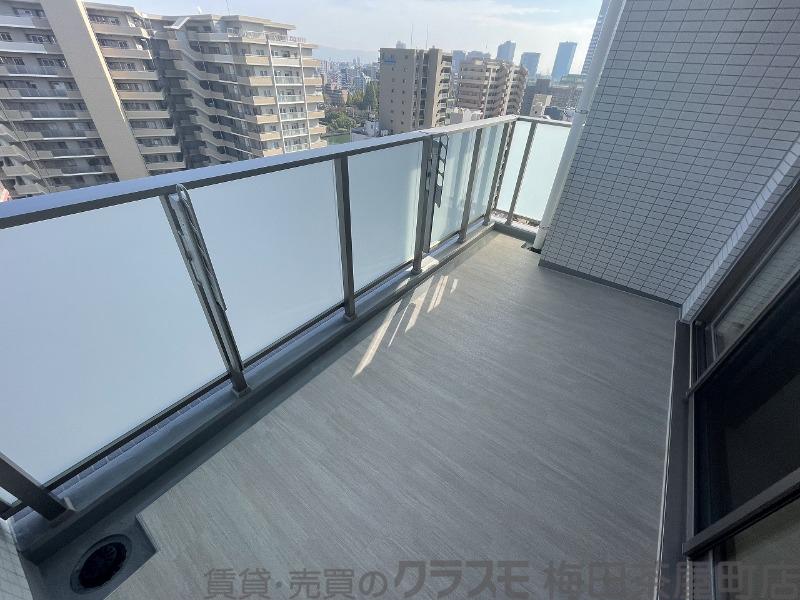 25/30 バルコニー
