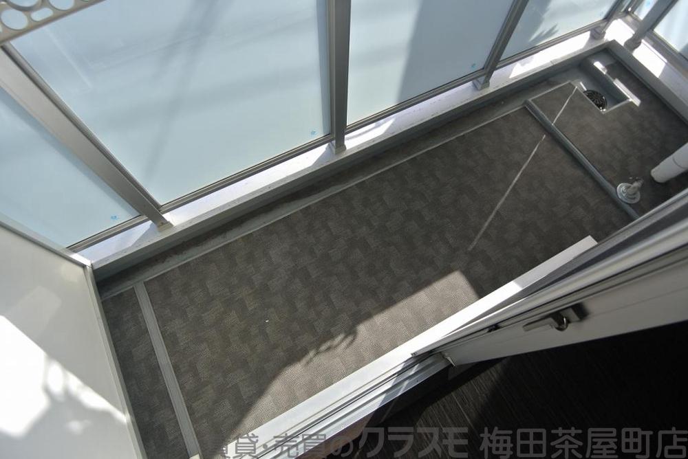 21/30 バルコニー