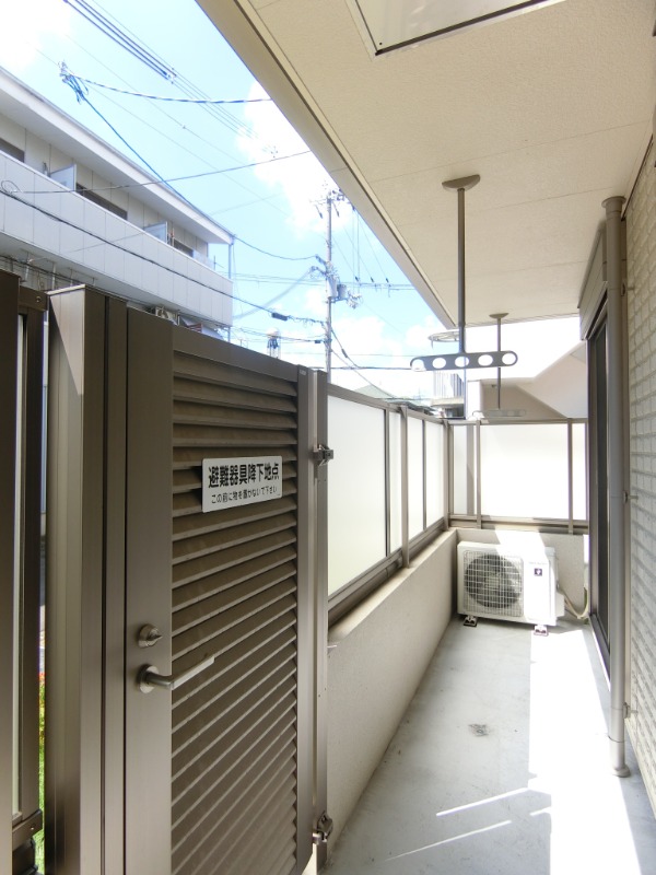 20/30 バルコニー