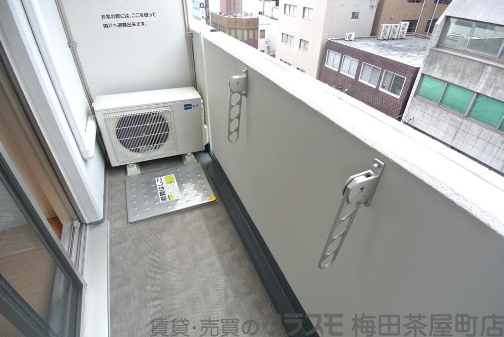 21/30 バルコニー