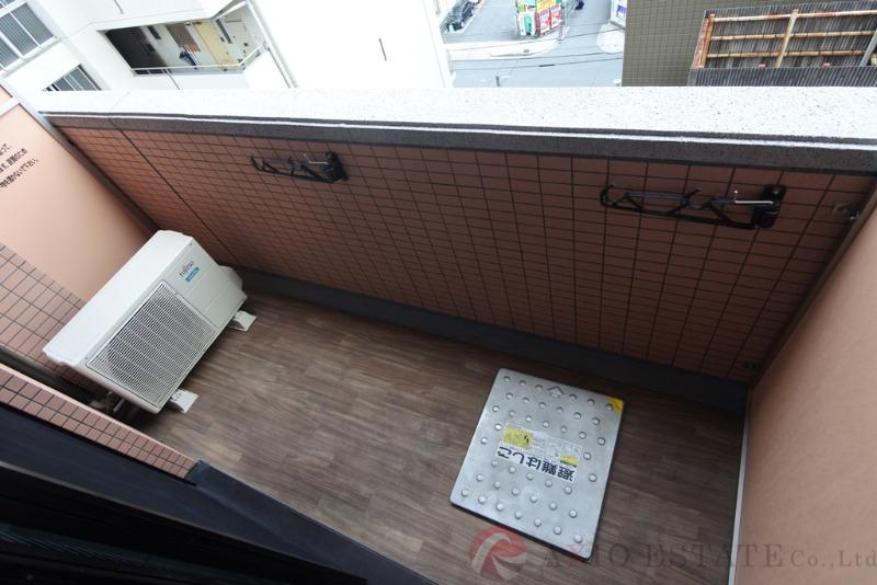 23/30 バルコニー