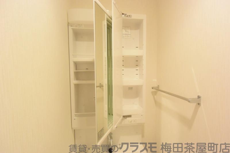 14/30 室内