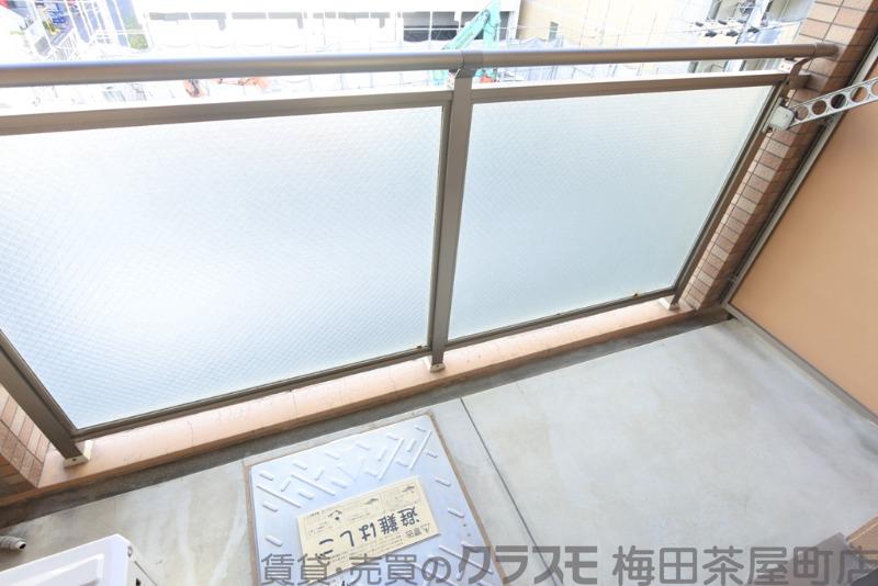 23/30 バルコニー