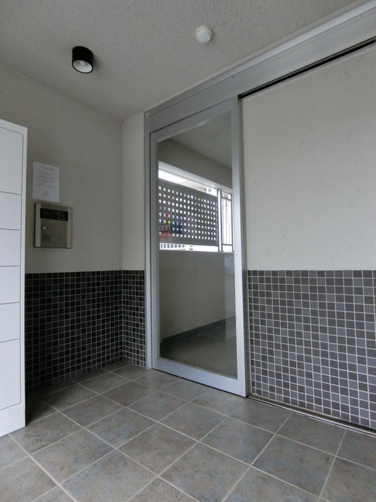 29/30 エントランス