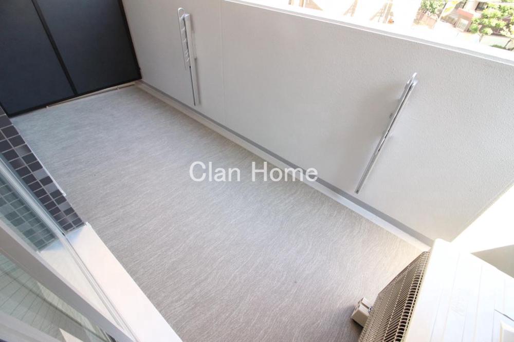 20/30 バルコニー