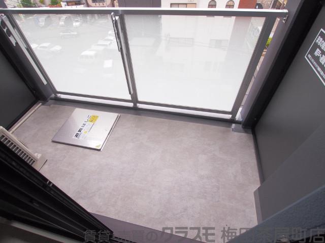 25/30 バルコニー