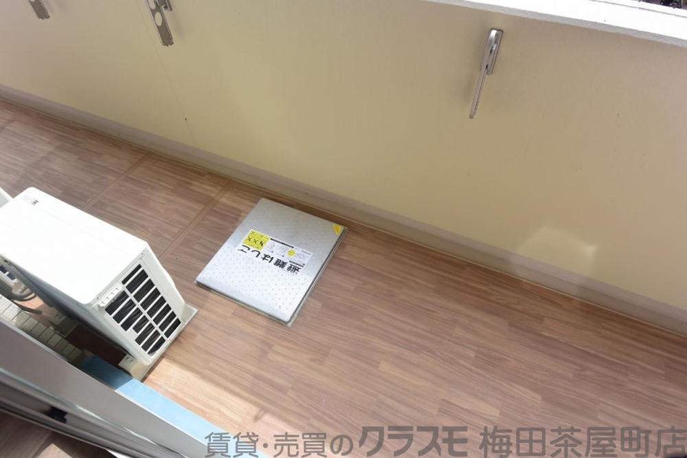 21/30 バルコニー