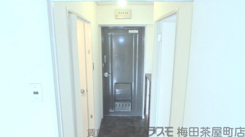 14/30 玄関