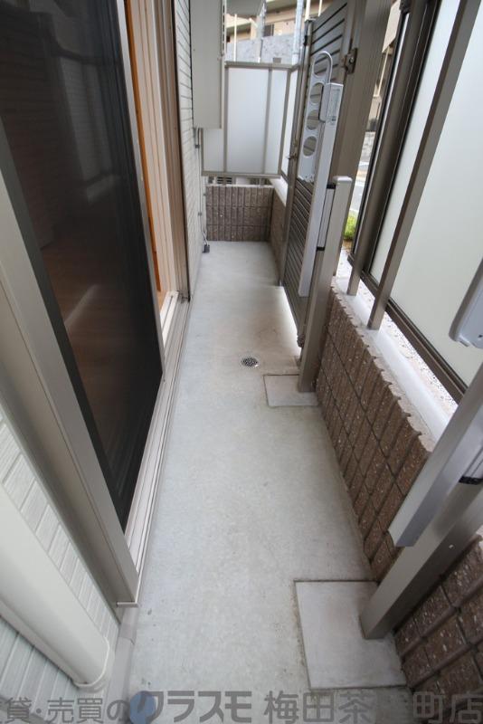 25/30 バルコニー