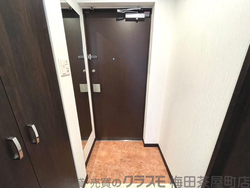 18/30 玄関