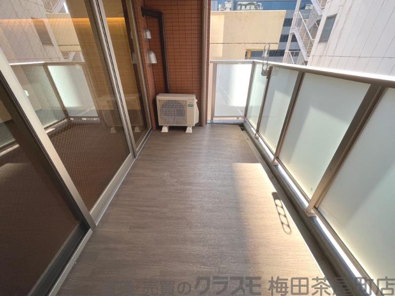 25/30 バルコニー