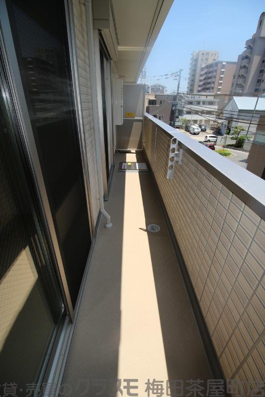 21/30 バルコニー