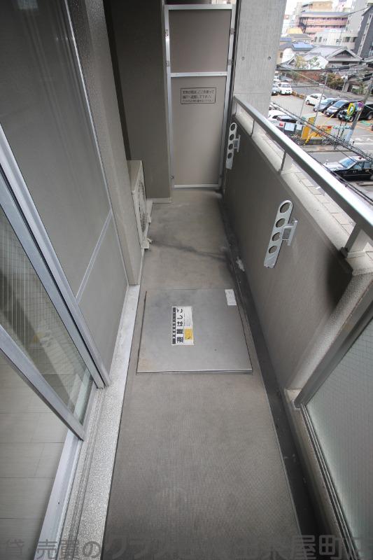 21/30 バルコニー