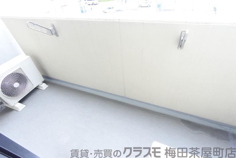 23/30 バルコニー