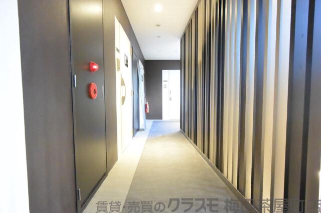 19/26 エントランス