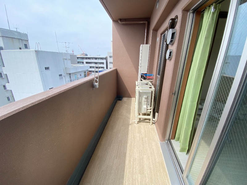 バルコニー