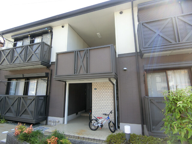 26/30 エントランス