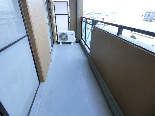 19/30 バルコニー