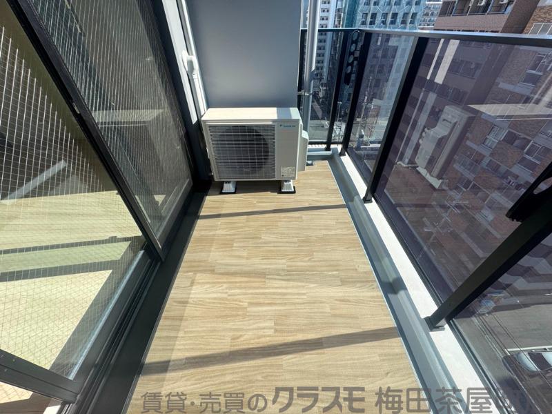 23/30 バルコニー