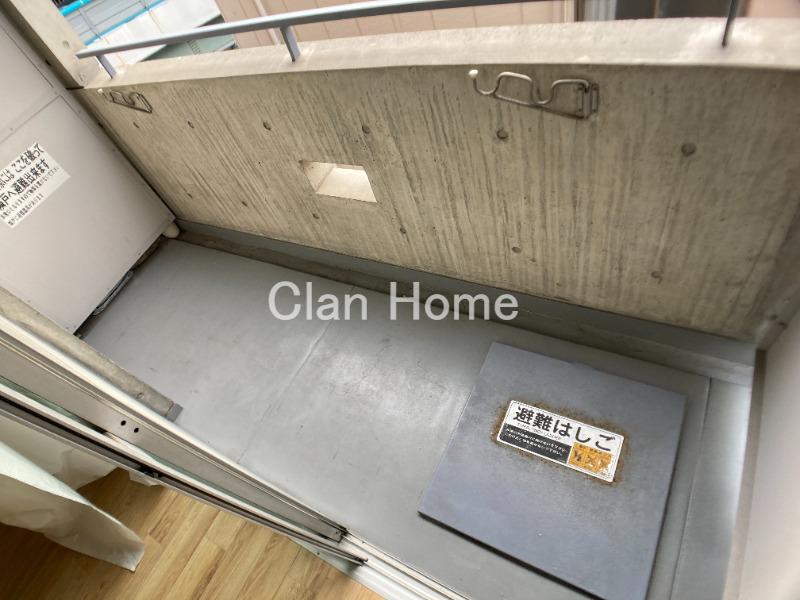 19/30 バルコニー