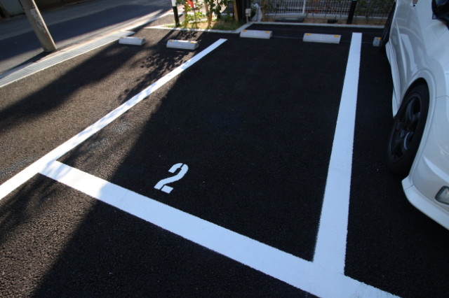 2/4 駐車場