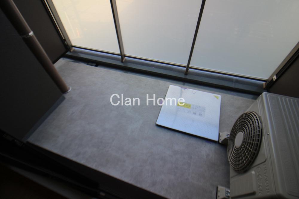 25/30 バルコニー