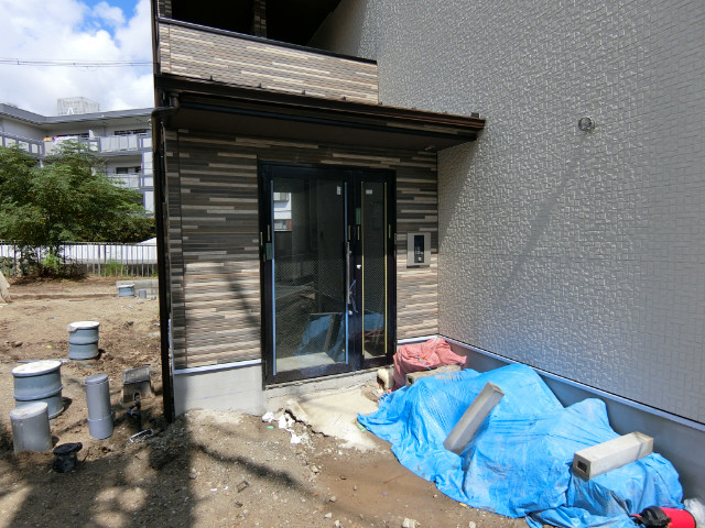 26/30 エントランス