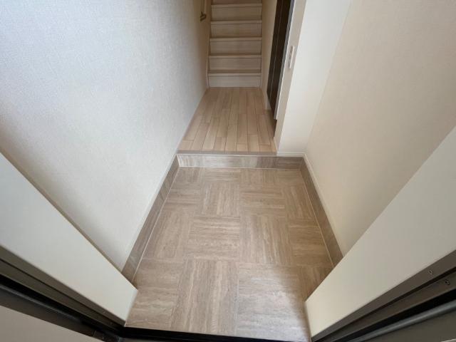 15/29 玄関