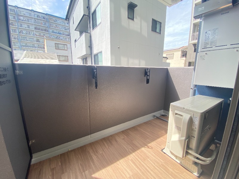 21/30 バルコニー