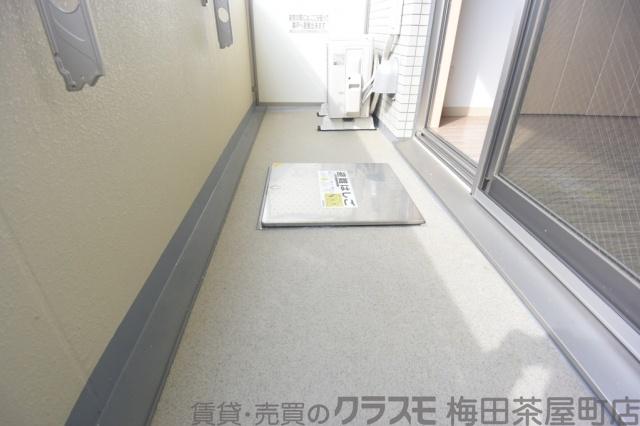 18/26 バルコニー