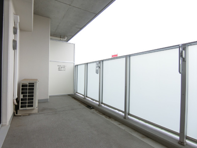 19/30 バルコニー