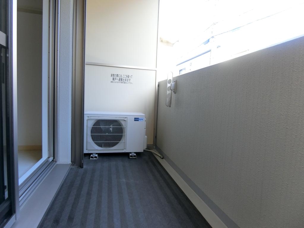 23/30 バルコニー