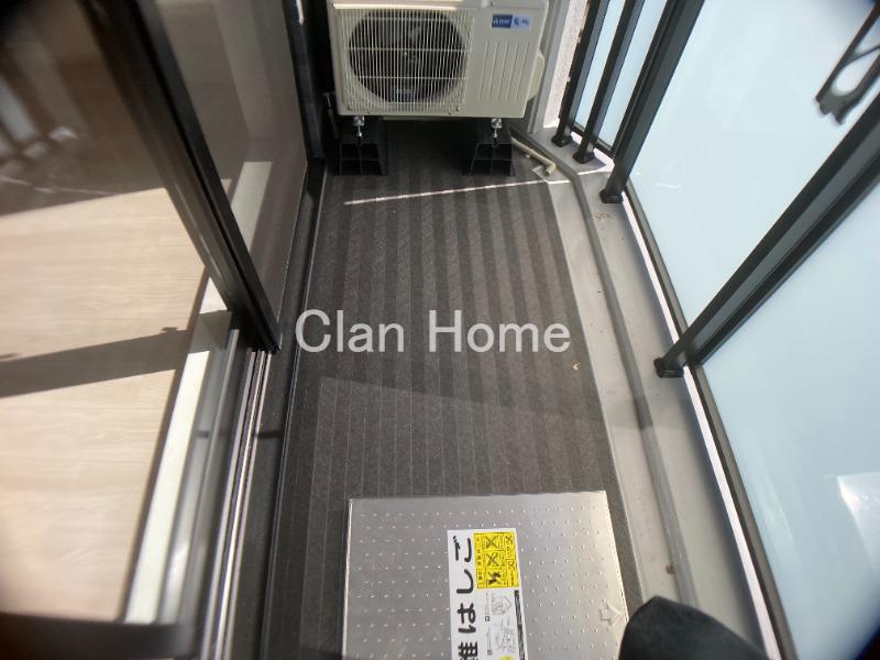 18/30 バルコニー