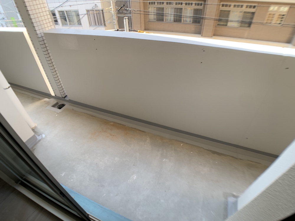 27/30 バルコニー