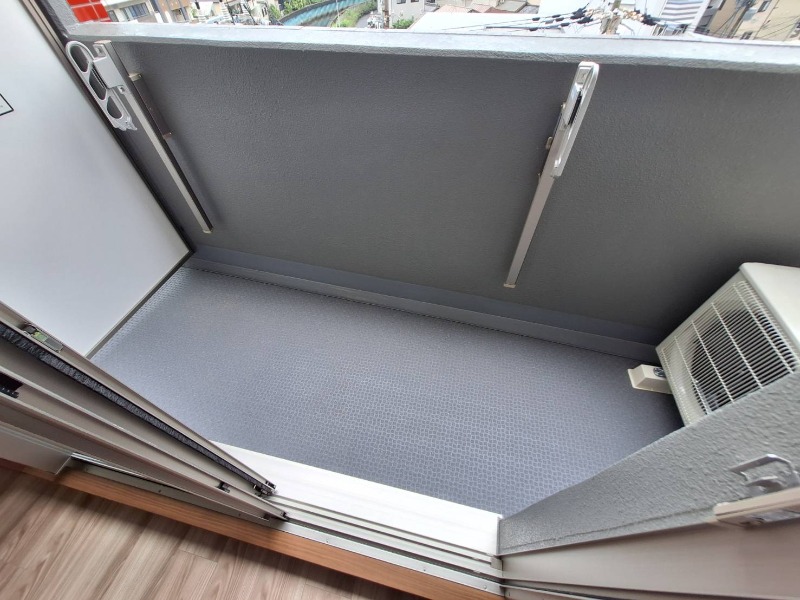 18/30 バルコニー