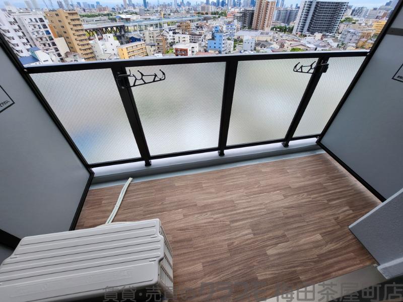 21/30 バルコニー