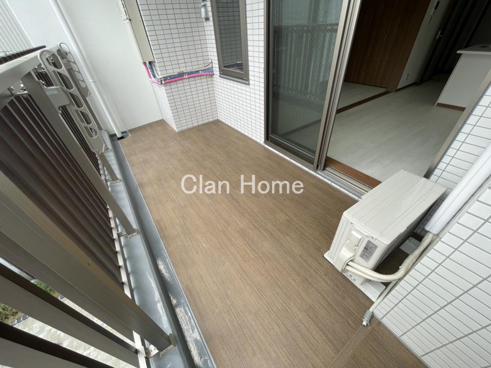 27/30 バルコニー