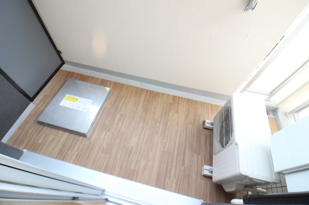 27/30 バルコニー