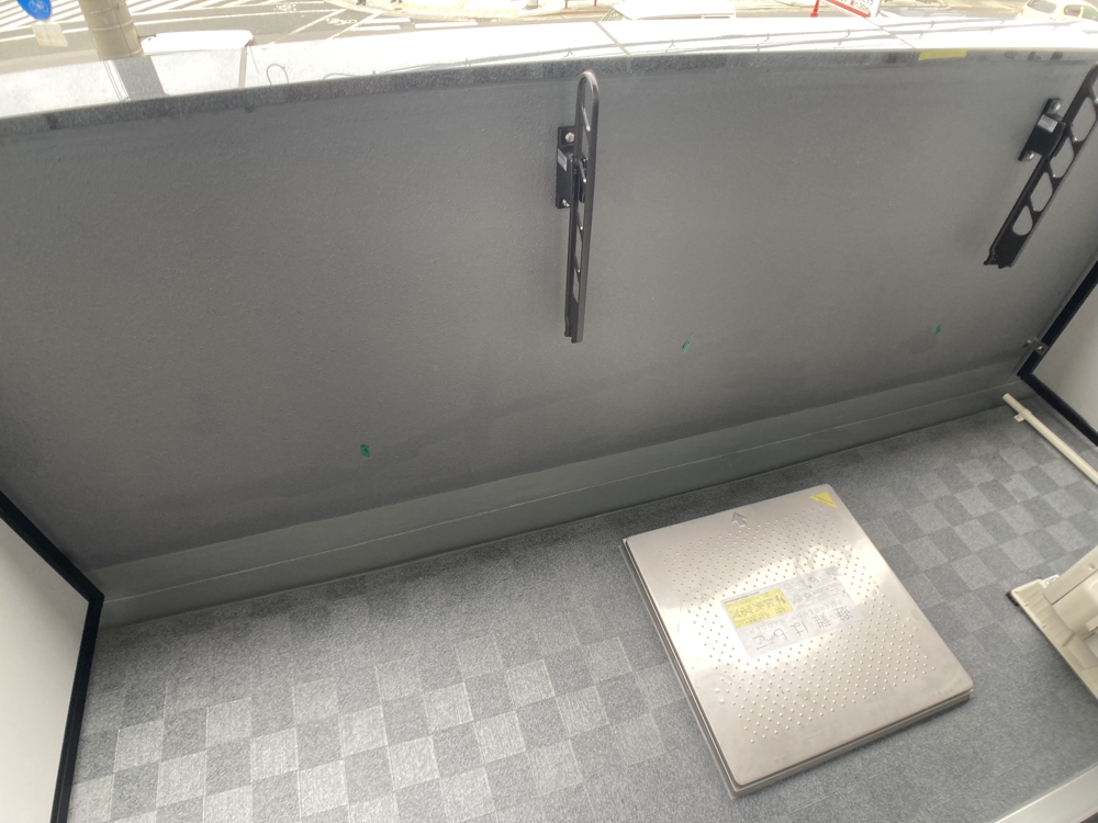 23/30 バルコニー