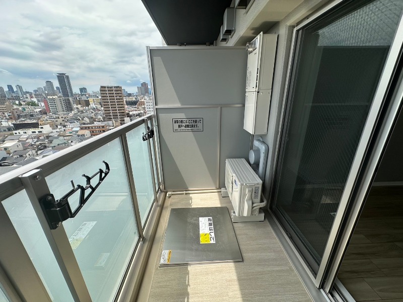 21/30 バルコニー