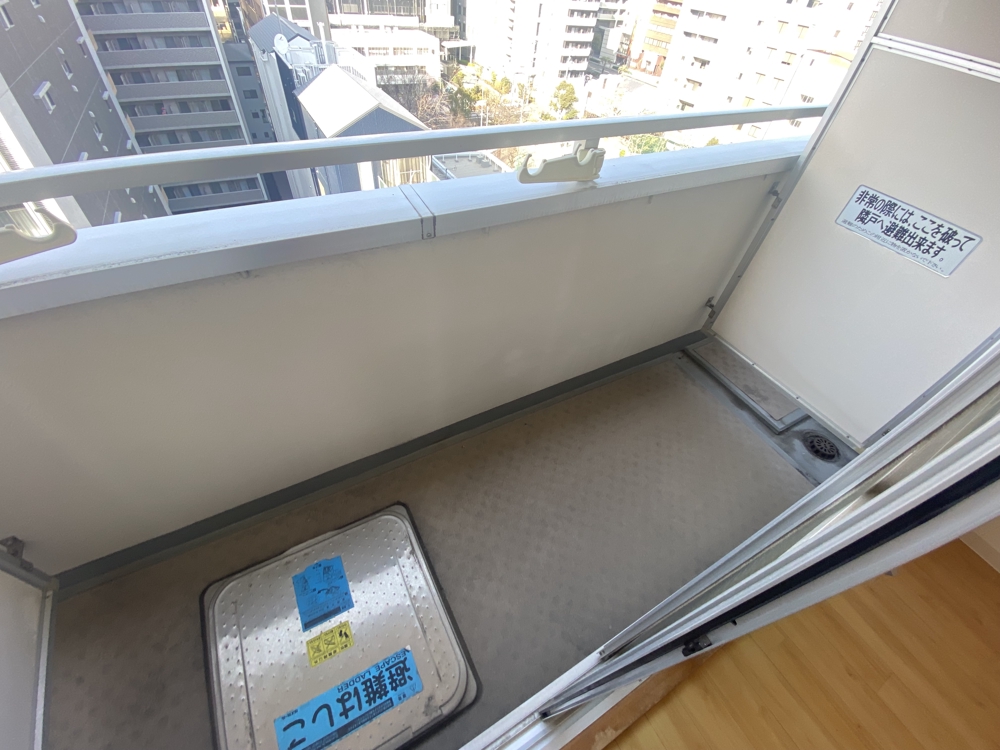 20/30 バルコニー